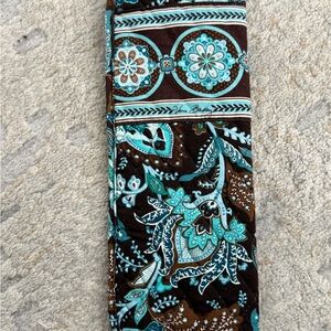 Vera Bradley curling/flat iron cover.  Teal and Brown Floral S